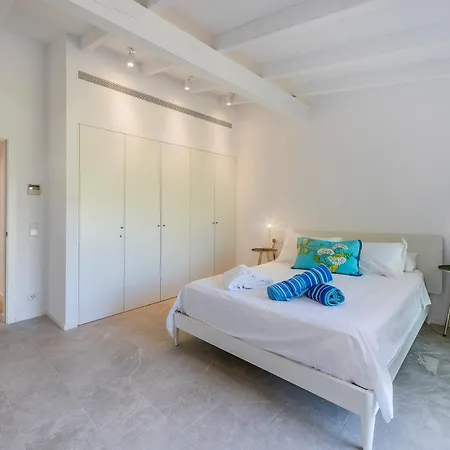 Collet Villa